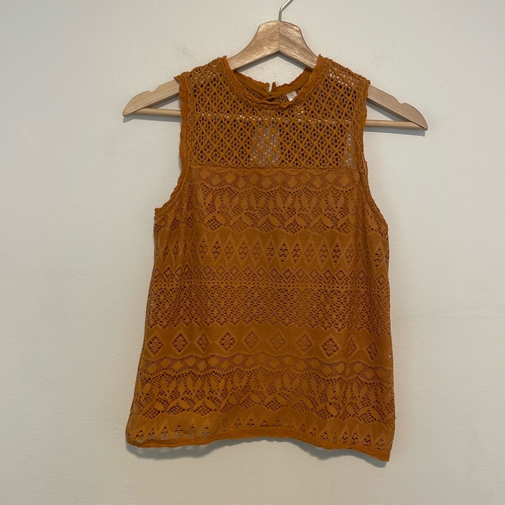 Xhilaration Women’s XS Knit Overlay Tank